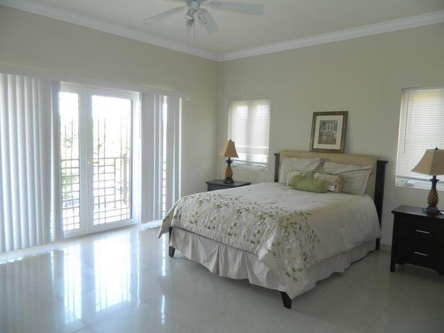 Alexanders Penthouse On The Beach Ocho Rios Buitenkant foto